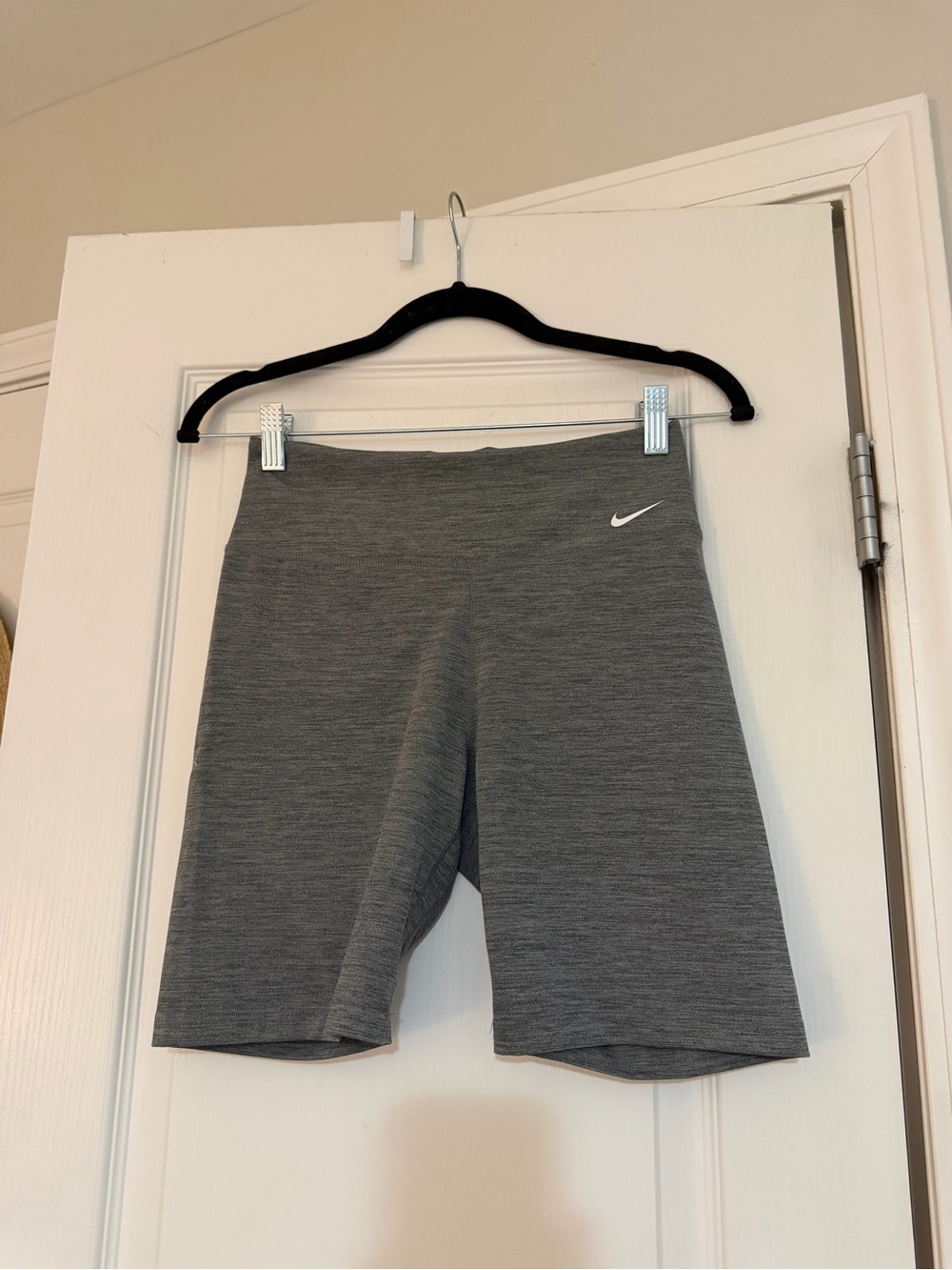 Nike Gray polyester & spandex biker shorts size S